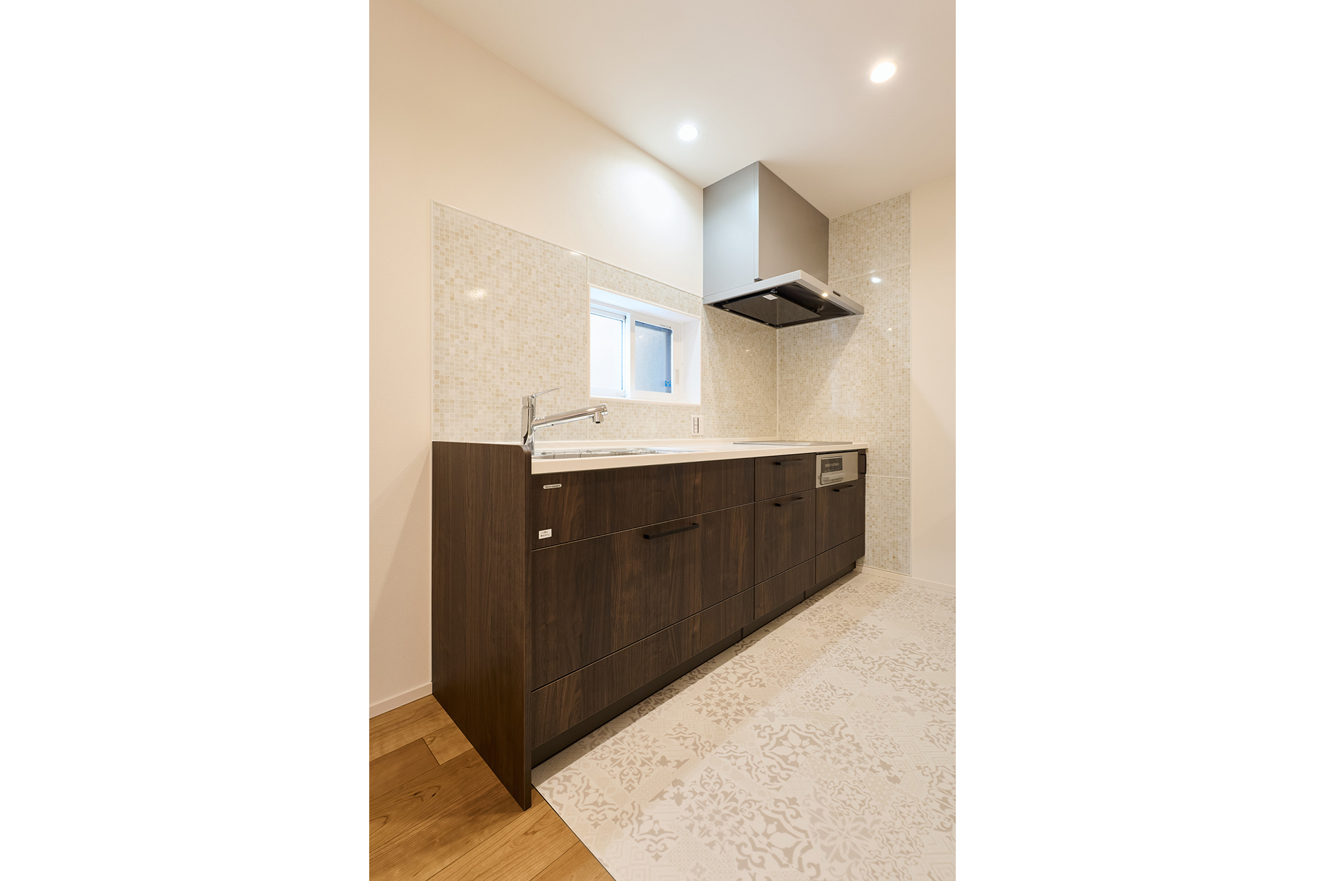 家族の未来をつなぐ「半平屋」の住まい