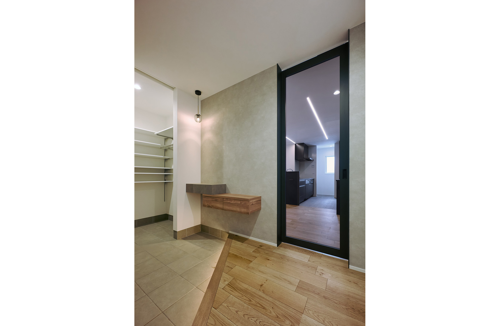 ホテルライクに整う、性能と動線の美しい住まい