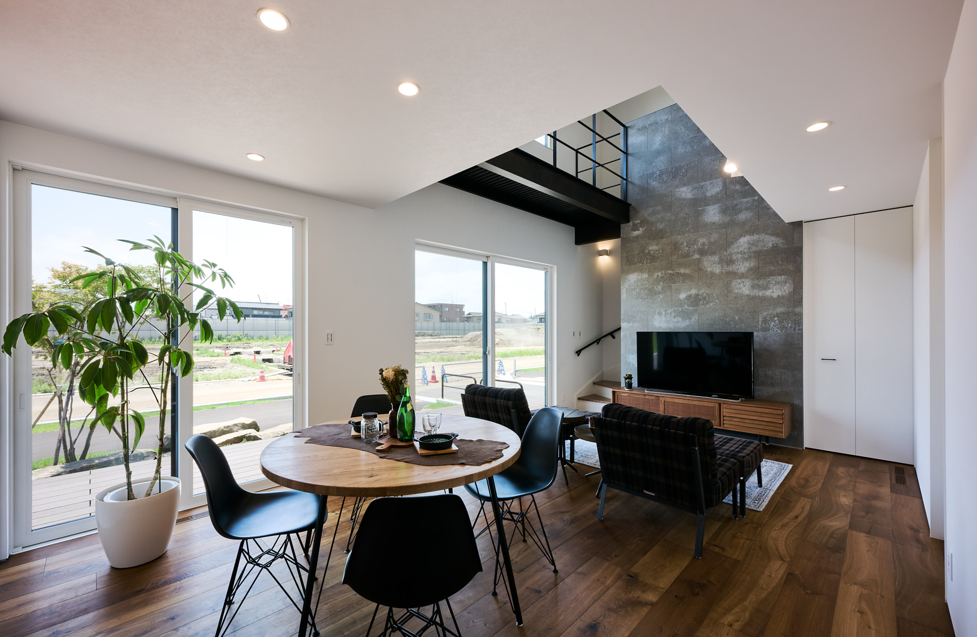 【未入居・戸建】モデルハウスお譲りします / 新潟市西区坂井 / 4,580万円 / 33.07坪 / 3LDKS / 駐車場2台 / 全館空調